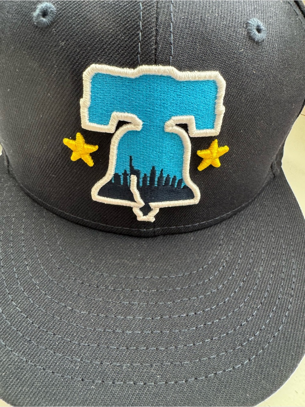 Philadelphia Phillies - Navy Snapback Hat - New Era 9FIFTY City Connect